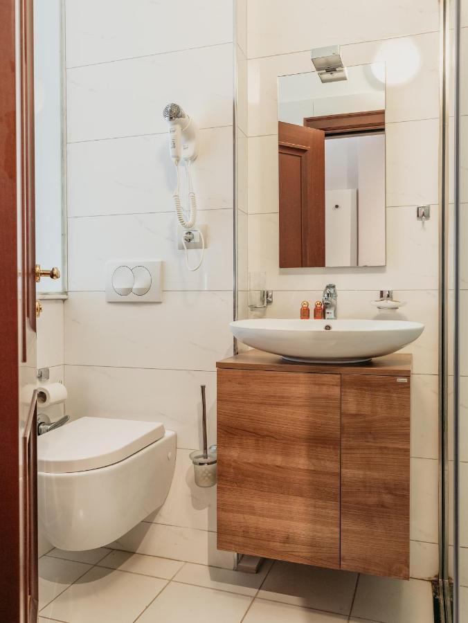 Fishta Hotel & Apartments Velipojë Eksteriør billede