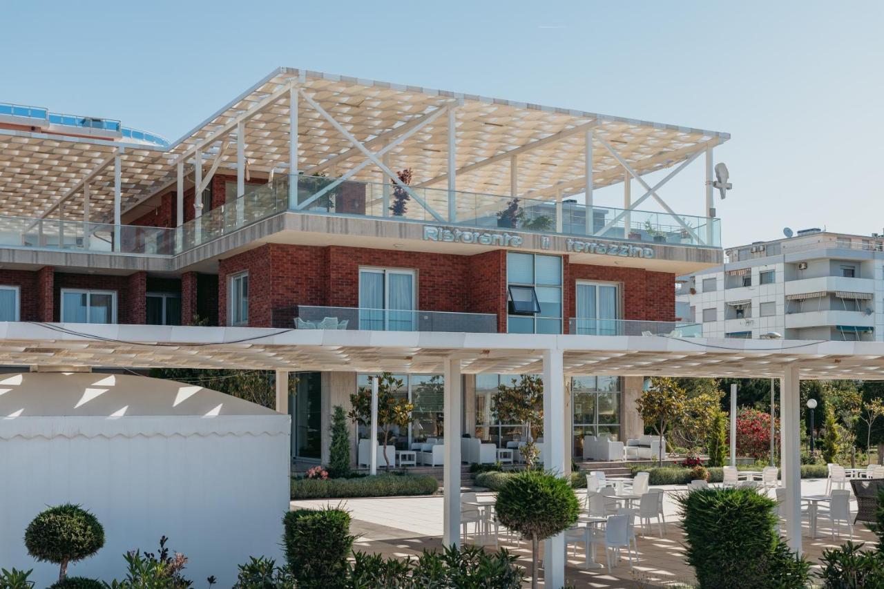 Fishta Hotel & Apartments Velipojë Eksteriør billede